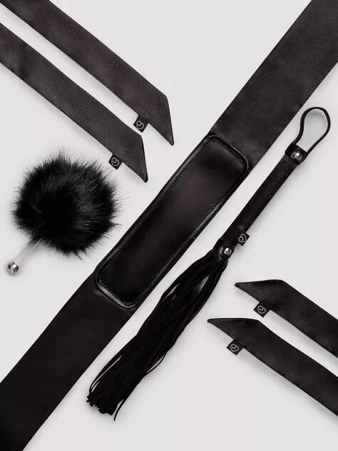Lovehoney Tie and Tempt Luxury Bondage Kit (7 Pieces)