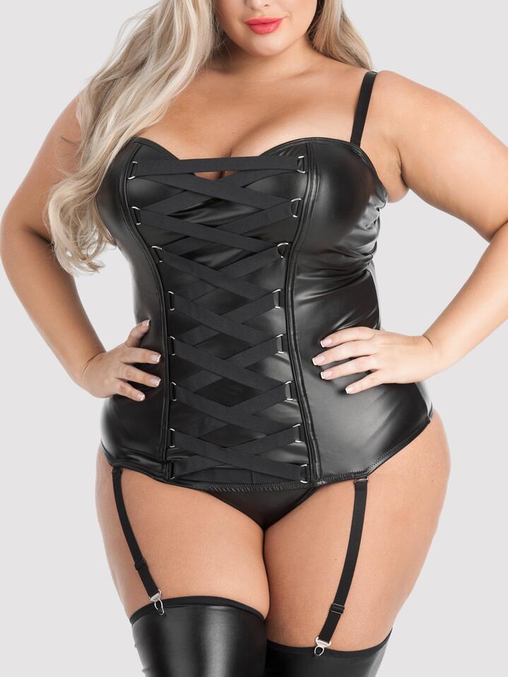 Lovehoney Plus Size Fierce Leather-Look Basque Set - 5X / 6X - Black
