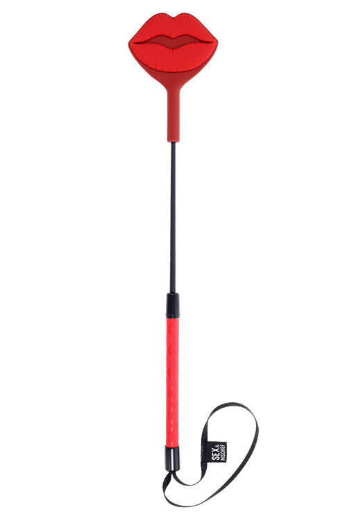 Sex & Mischief Exs & Ohs Kiss Crop